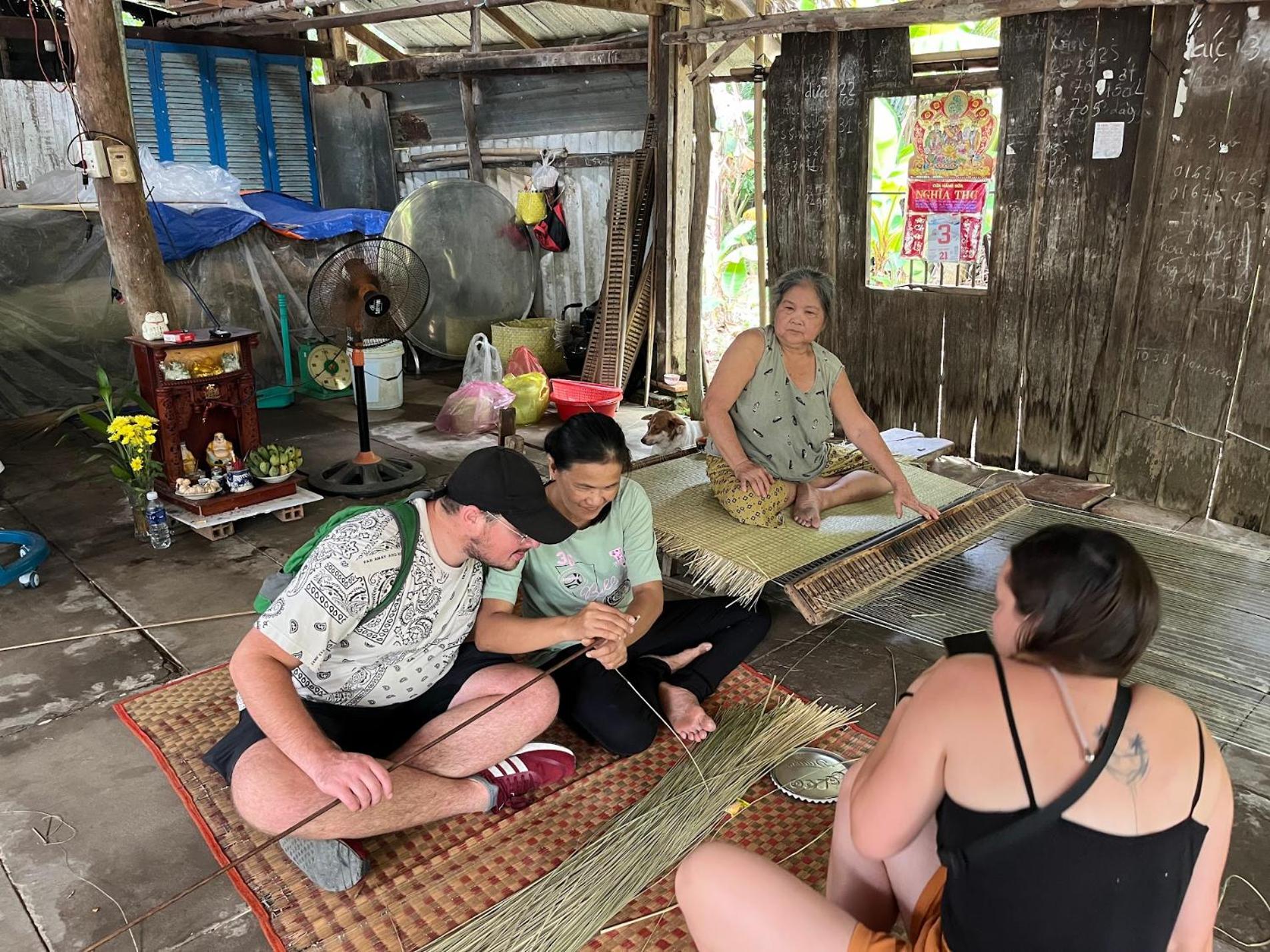 Innerzen Riverside Homestay Ben Tre - Japanese Style ภายนอก รูปภาพ
